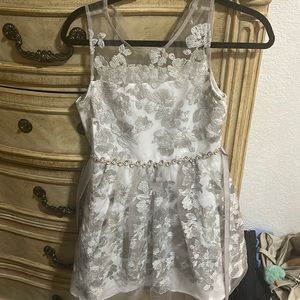 Formal girls dress size 14 never worn